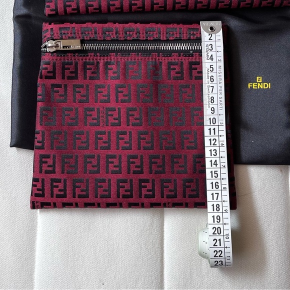 New 2 FENDI Zucca Zucchino Pouch Red Canvas Vintage - Picture 6 of 7